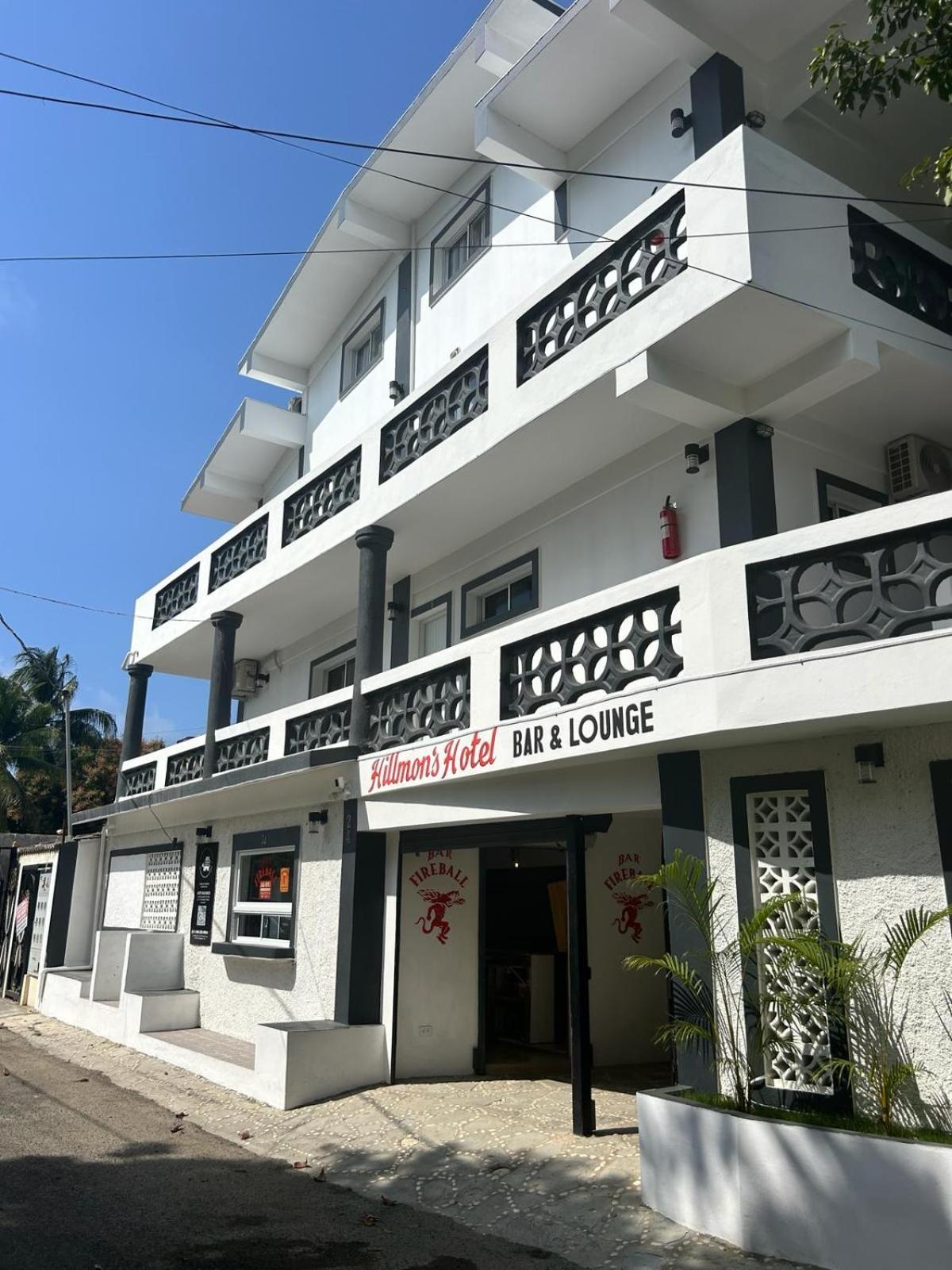 Hillmon'S Hotel Bar Lounge Sosúa Dış mekan fotoğraf